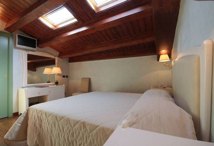 اتاق استاندارد, Rojan