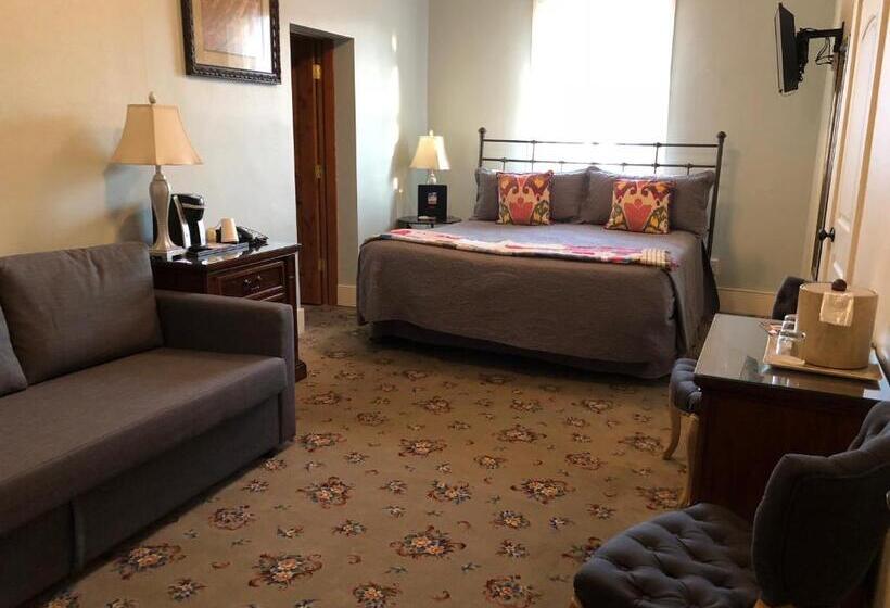 סוויטת סופריור, Sutter