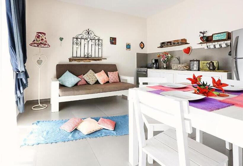 آپارتمان 1 خوابه اینتریور, Xscapetulum