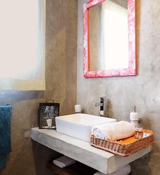 استودیوی لوکس, Xscapetulum