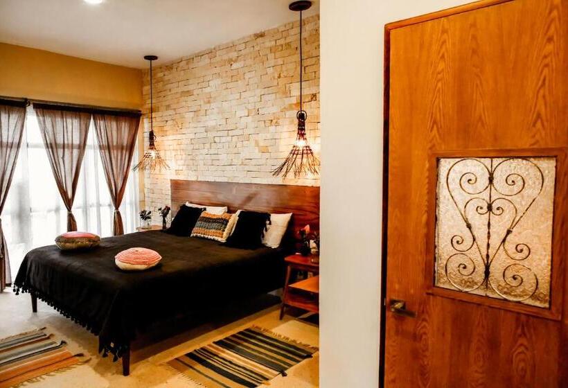 سوییت لوکس, Xscapetulum