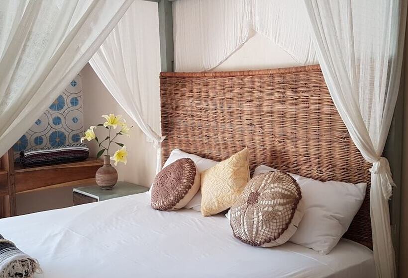 プールビューのプレミアムルーム, Xscapetulum