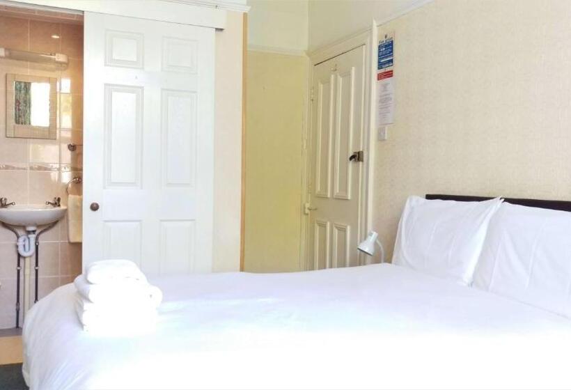 اتاق استاندارد, The George Guest House