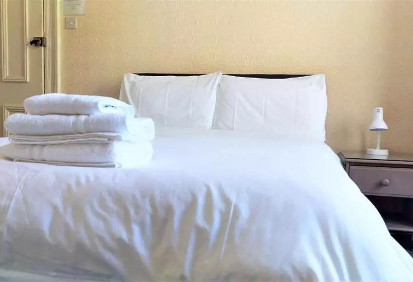 اتاق استاندارد, The George Guest House