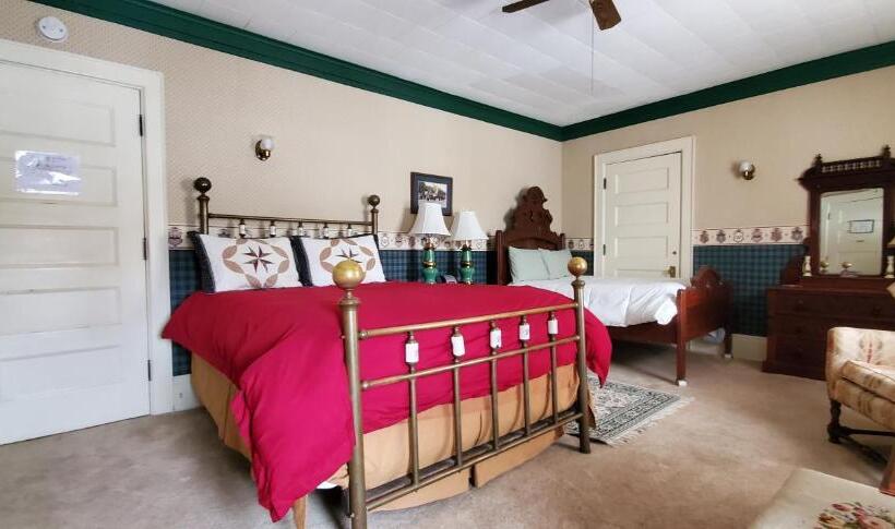 Номер Стандарт Трехместный, Saravilla Bed & Breakfast