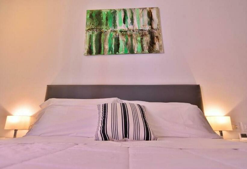 スタンダードルーム, La Terrazza Vercelli Bed & Charme