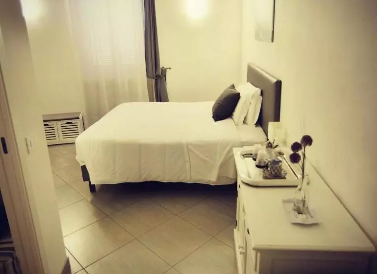 スタンダードルーム, La Terrazza Vercelli Bed & Charme
