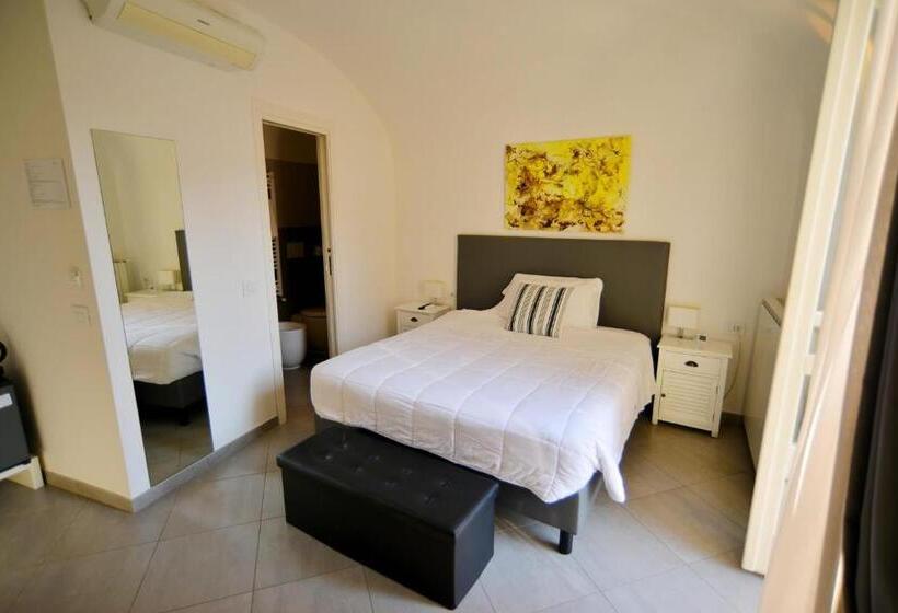 バルコニー付きスタンダードルーム, La Terrazza Vercelli Bed & Charme