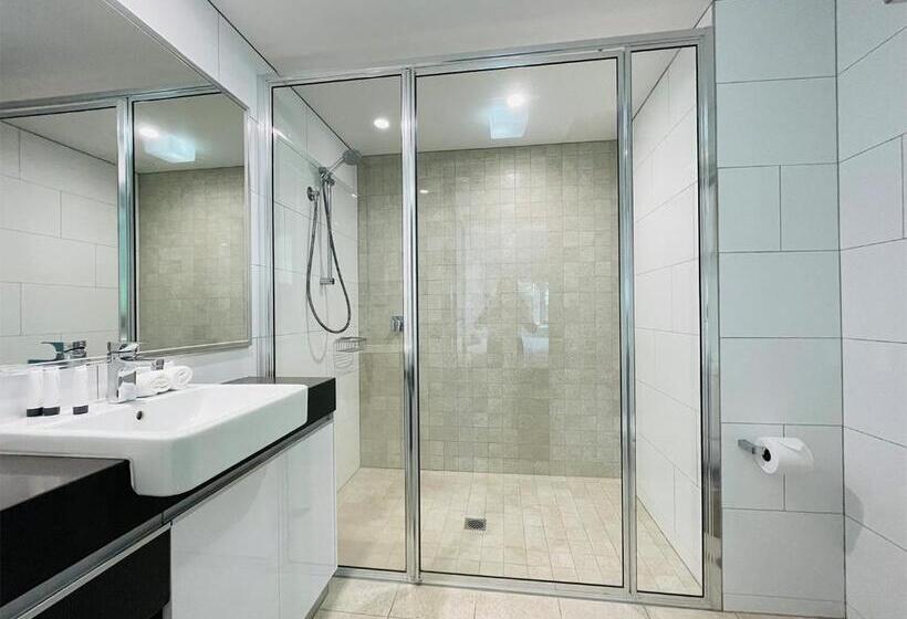 شقة غرفة واحدة, H On Mitchell Apartment