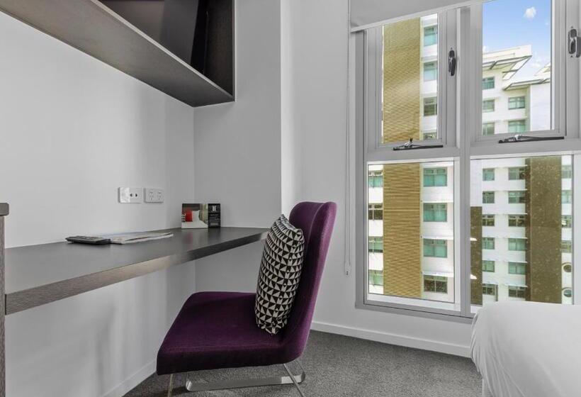 إستوديو قياسى, H On Mitchell Apartment