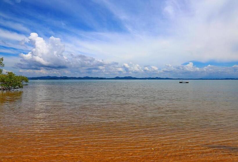 Standard-bungalow, Amber Sands Beach Resort