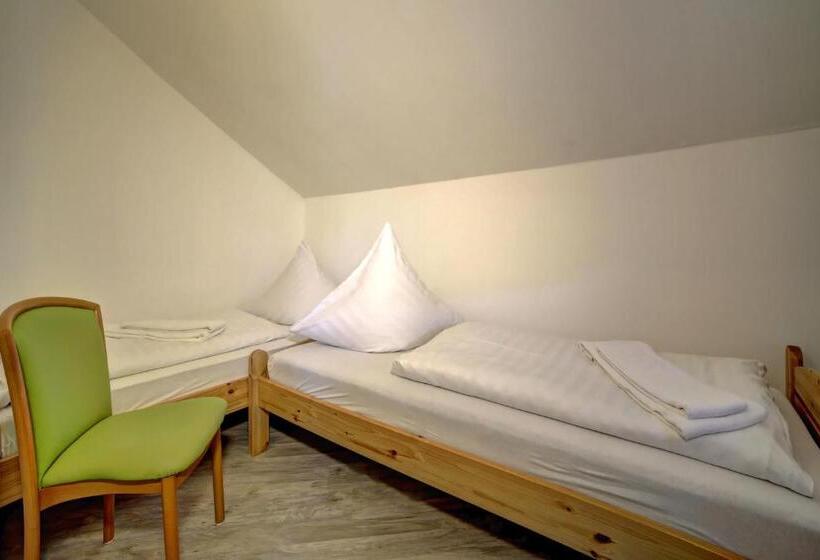 ファミリースイートの２ベッドルーム, Bayerischer Wald