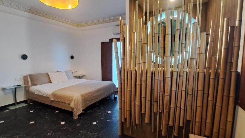 Standard Studio, Belle Etoile Villas