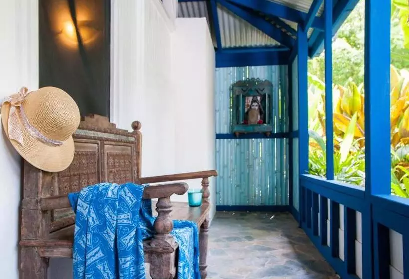 スタンダードバンガロー, Blue Osa Beach Resort & Spa