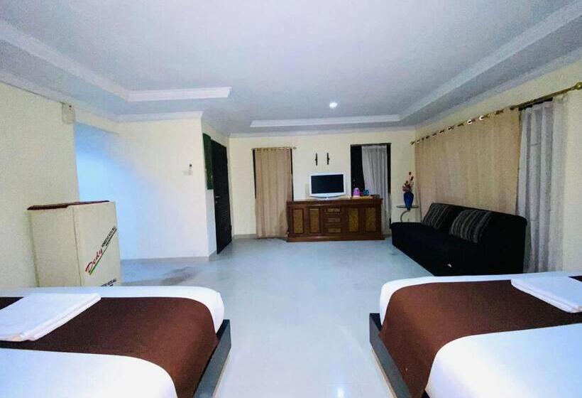 Familienzimmer, Dedy Beach Inn