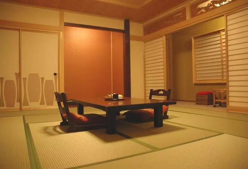 デラックスルーム, Kiyoshigekan