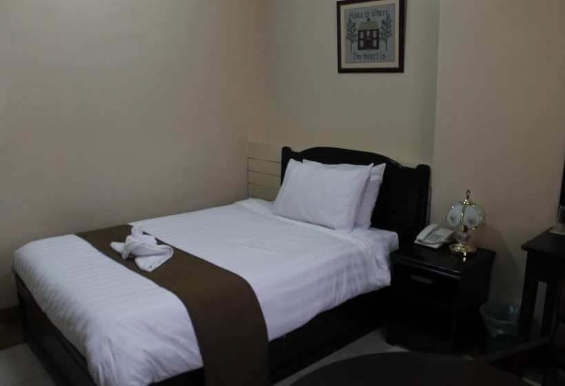 חדר משפחתי, La Anclar