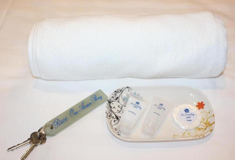 발코니 수피리어 룸, One Averee Bay