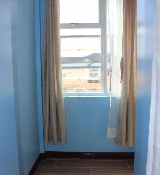 발코니 수피리어 룸, One Averee Bay