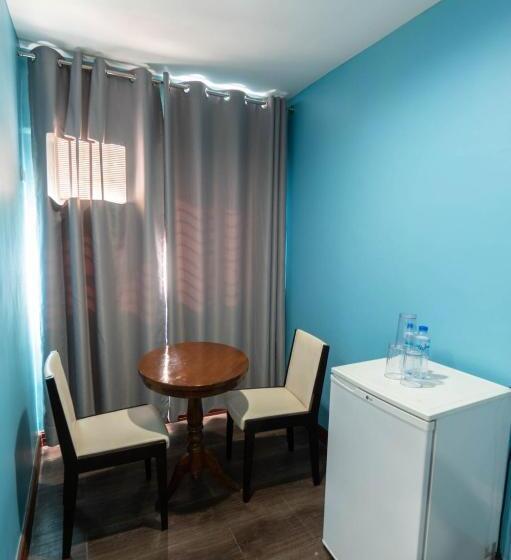 패밀리 룸, One Averee Bay