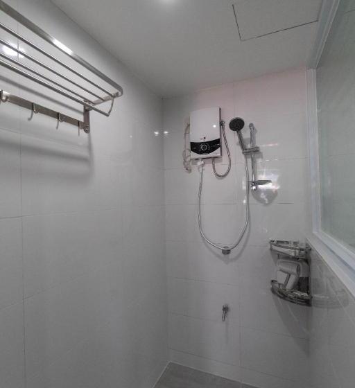 디럭스 룸 킹사이즈 침대, One Averee Bay