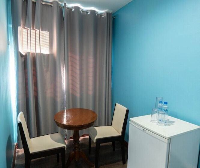 패밀리 룸, One Averee Bay