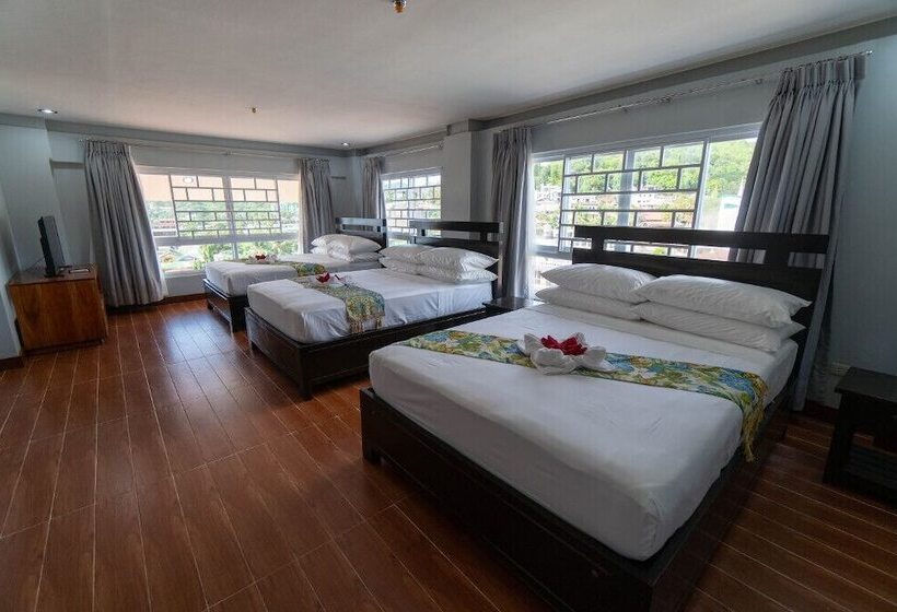 디럭스 룸, One Averee Bay