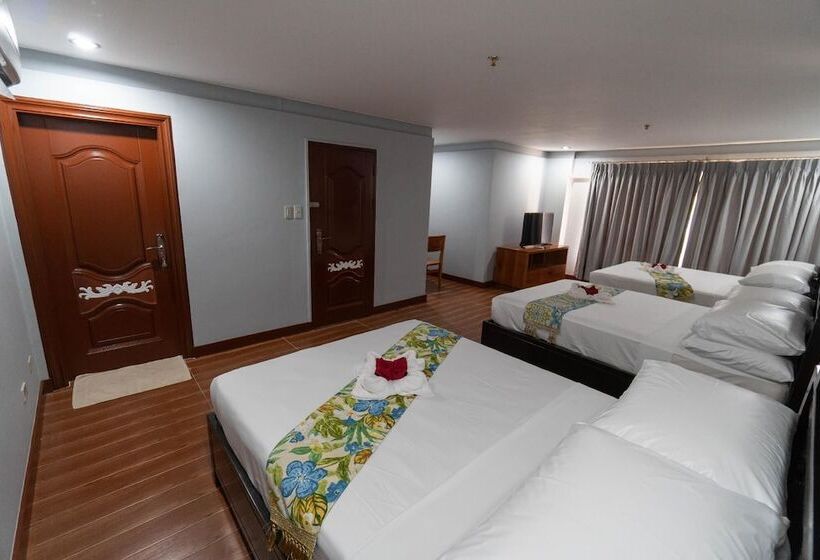 디럭스 룸, One Averee Bay