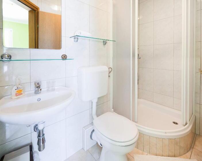 דירה בת חדר שינה 1 עם מרפסת, Pansion Marjan