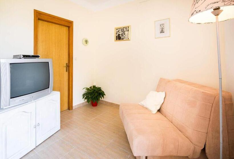 דירת חדר עם טרסה, Pansion Marjan