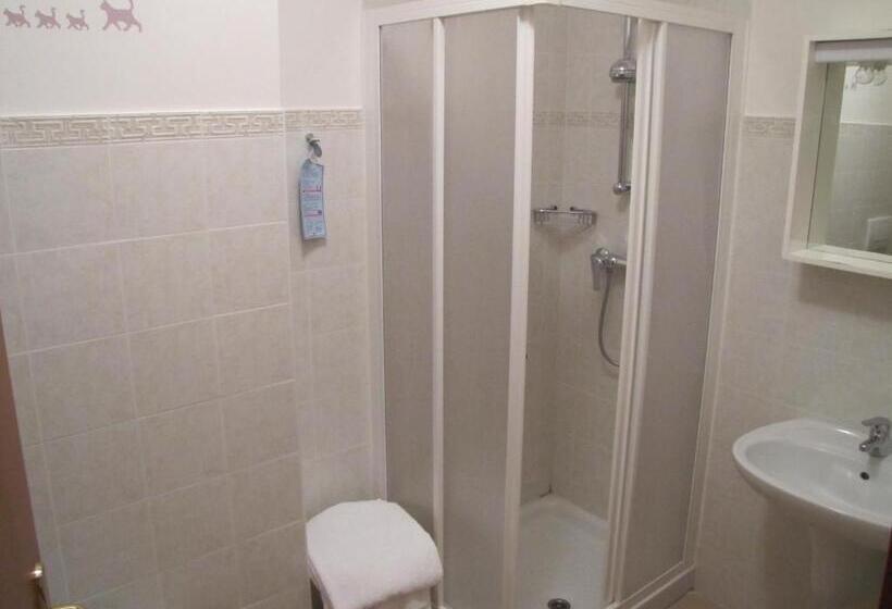 غرفة كلاسيكية رباعية, Scaranò