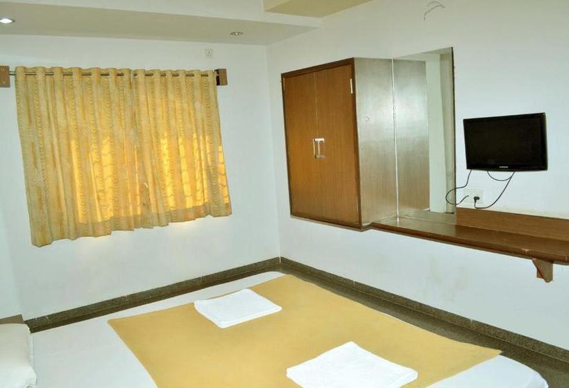 Superior Rum, Sai Kamal