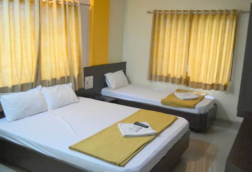 Deluxe Trippelrum, Sai Kamal