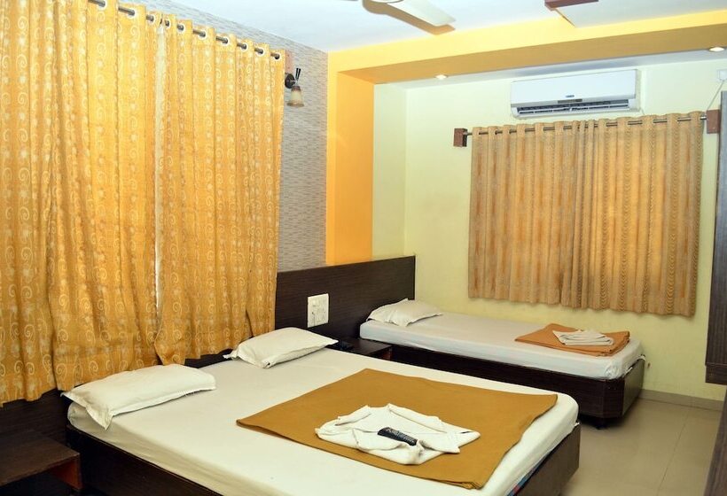 Deluxe Trippelrum, Sai Kamal