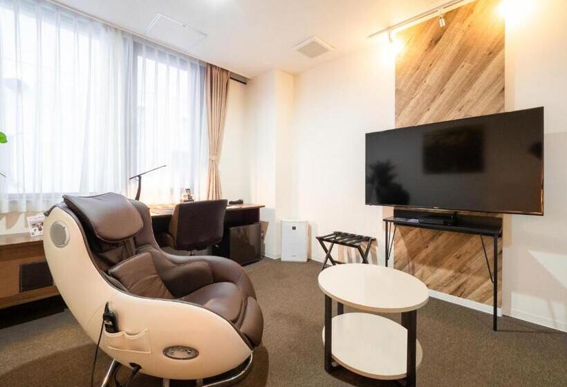 חדר סטנדרט עם מיטת קווין, Tohkai