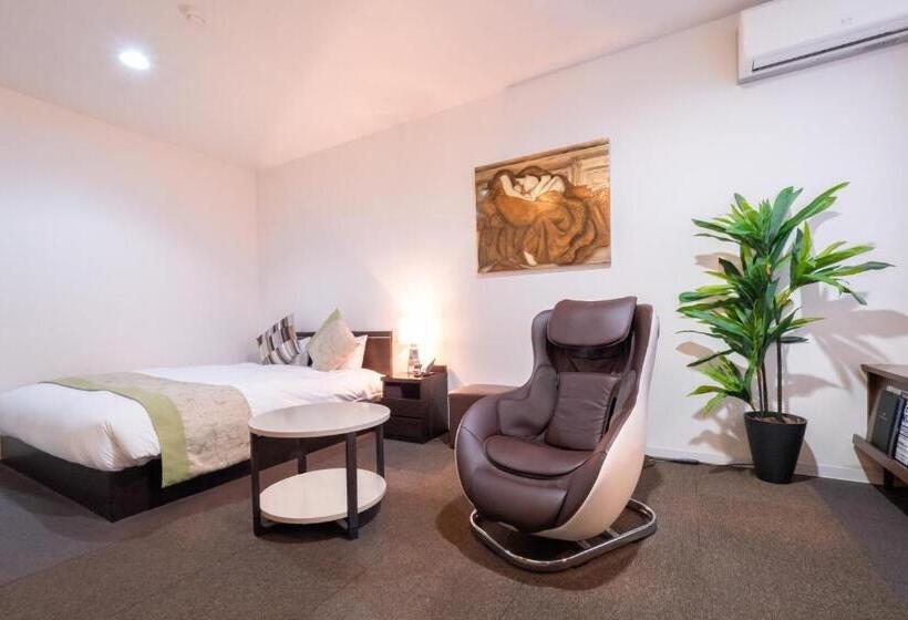 חדר סטנדרט עם מיטת קווין, Tohkai