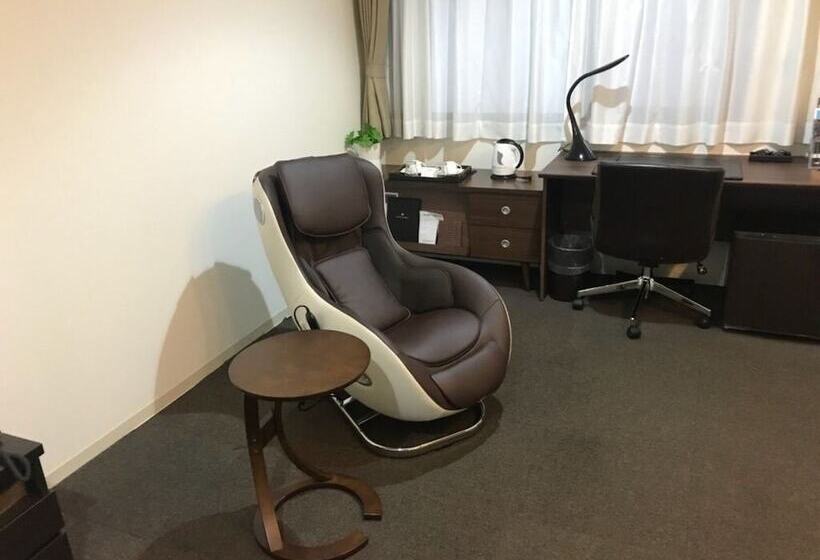 חדר סטנדרט עם מיטת קווין, Tohkai