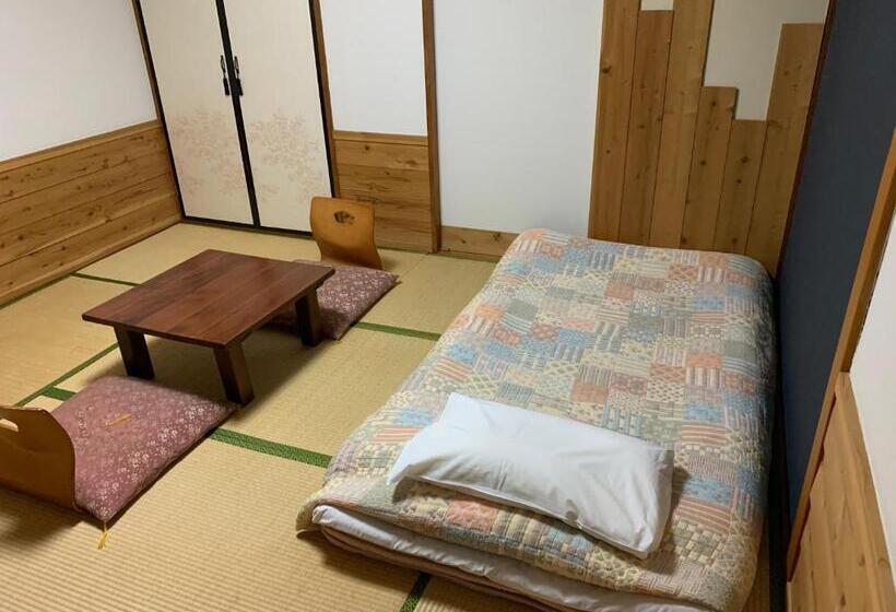 标准单人间共用浴室, Turtle Inn Nikko