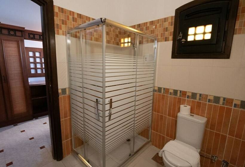 کلبه ییلاقی دلوکس یک خوابه, Wadi Lahami Village