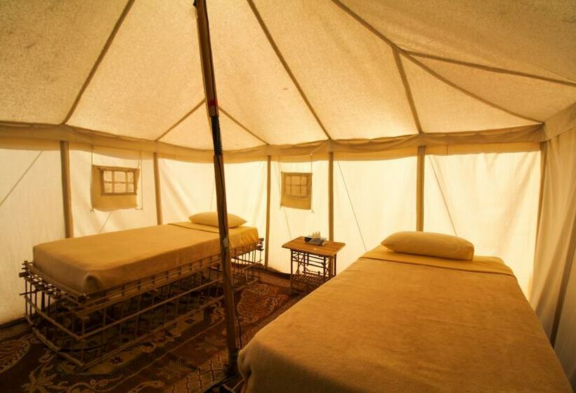 چادر با خدمات رفاهی استاندارد, Wadi Lahami Village