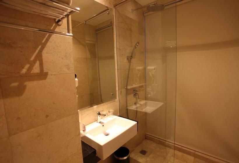 高级大房间, W Three Premier Hotel Lagaligo