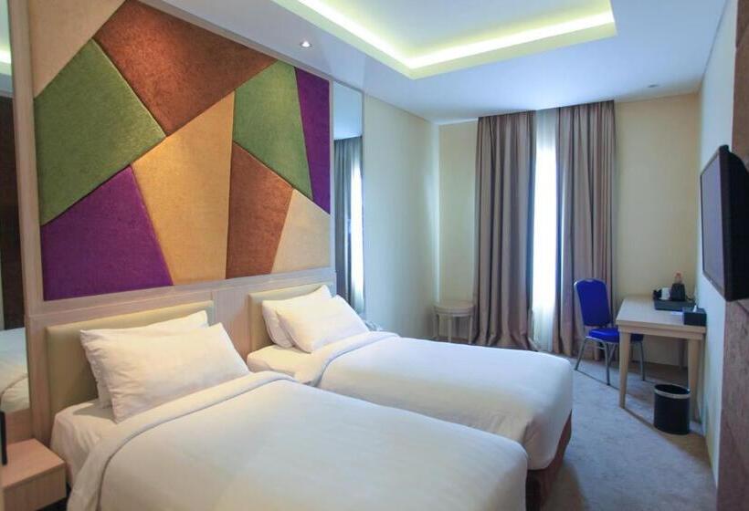 수피리어 룸, W Three Premier Hotel Lagaligo
