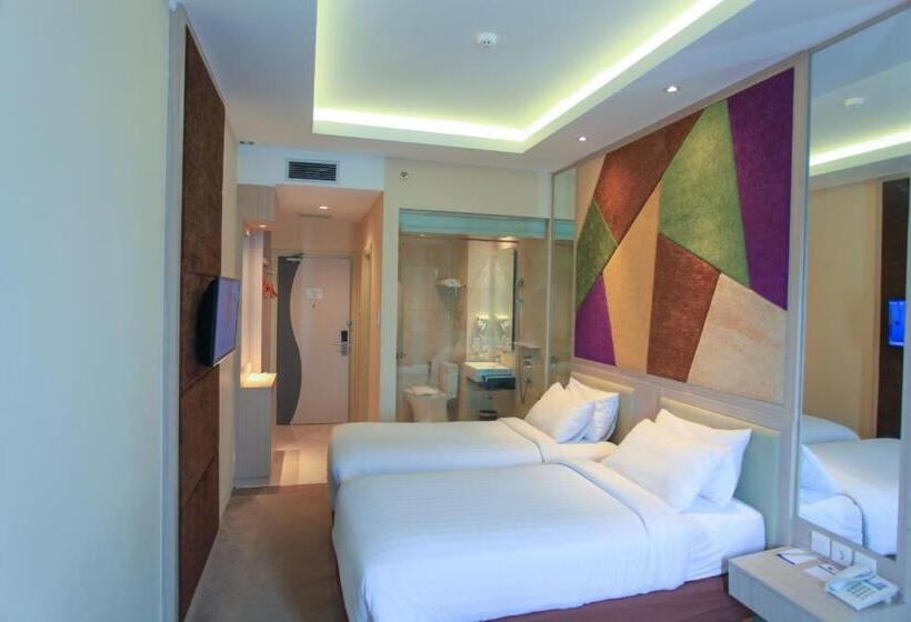 高级大房间, W Three Premier Hotel Lagaligo
