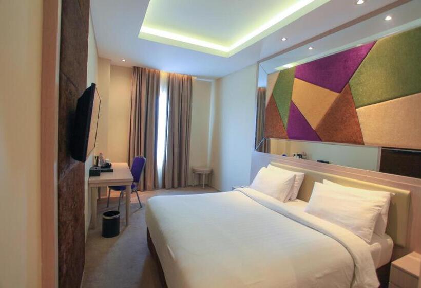 수피리어 룸, W Three Premier Hotel Lagaligo