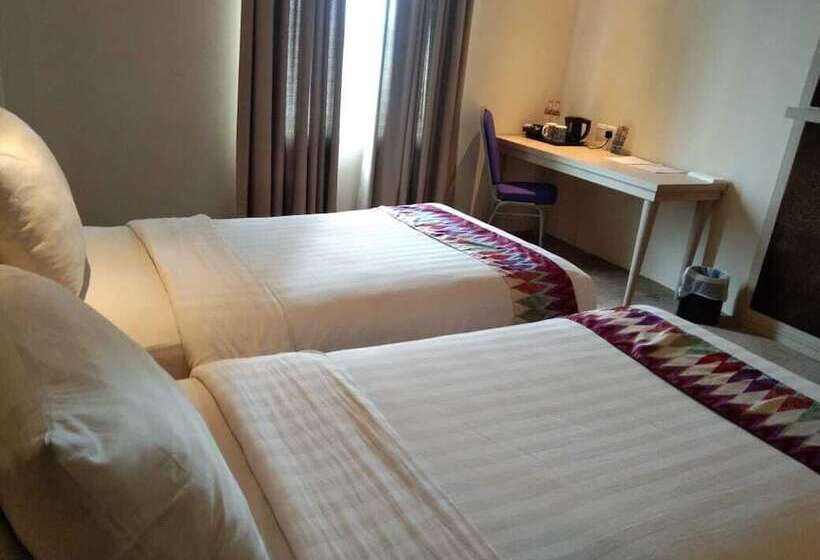 豪华房间, W Three Premier Hotel Lagaligo