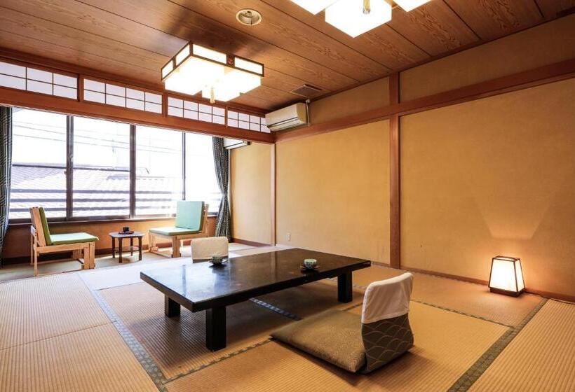 Habitació Quàdruple Estàndard, Yanagiso