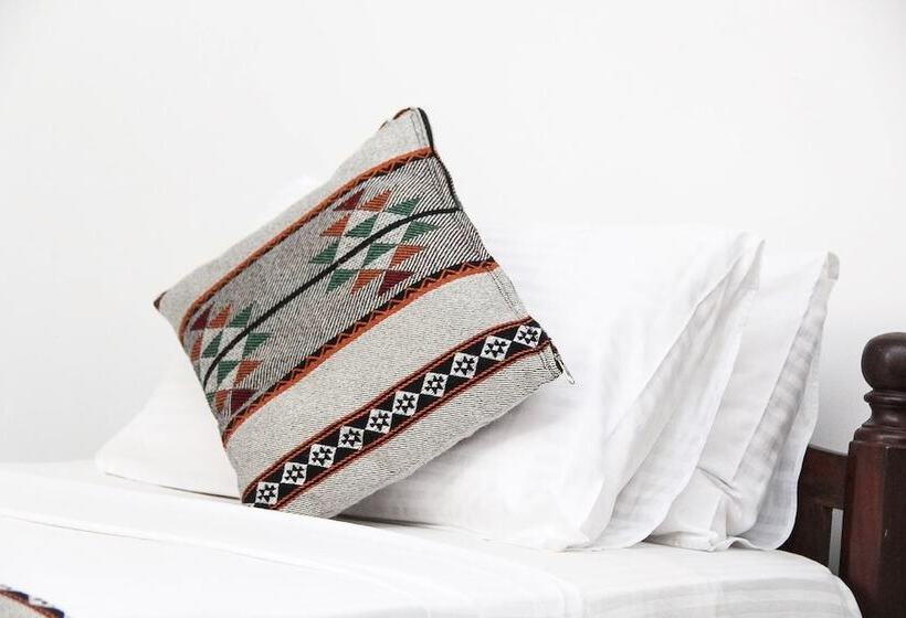 Номер Стандарт, Fort Bliss