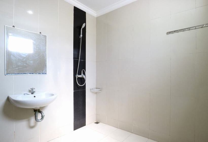 디럭스 룸, Rena Segara House Kuta