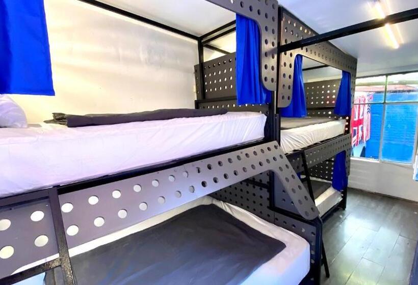 공동 객실, Roomies Hostel Roma