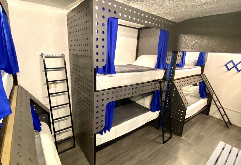 공동 객실, Roomies Hostel Roma